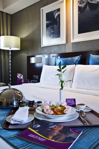 هتل کراون پلازا دیره دبی Crowne Plaza Dubai Deire